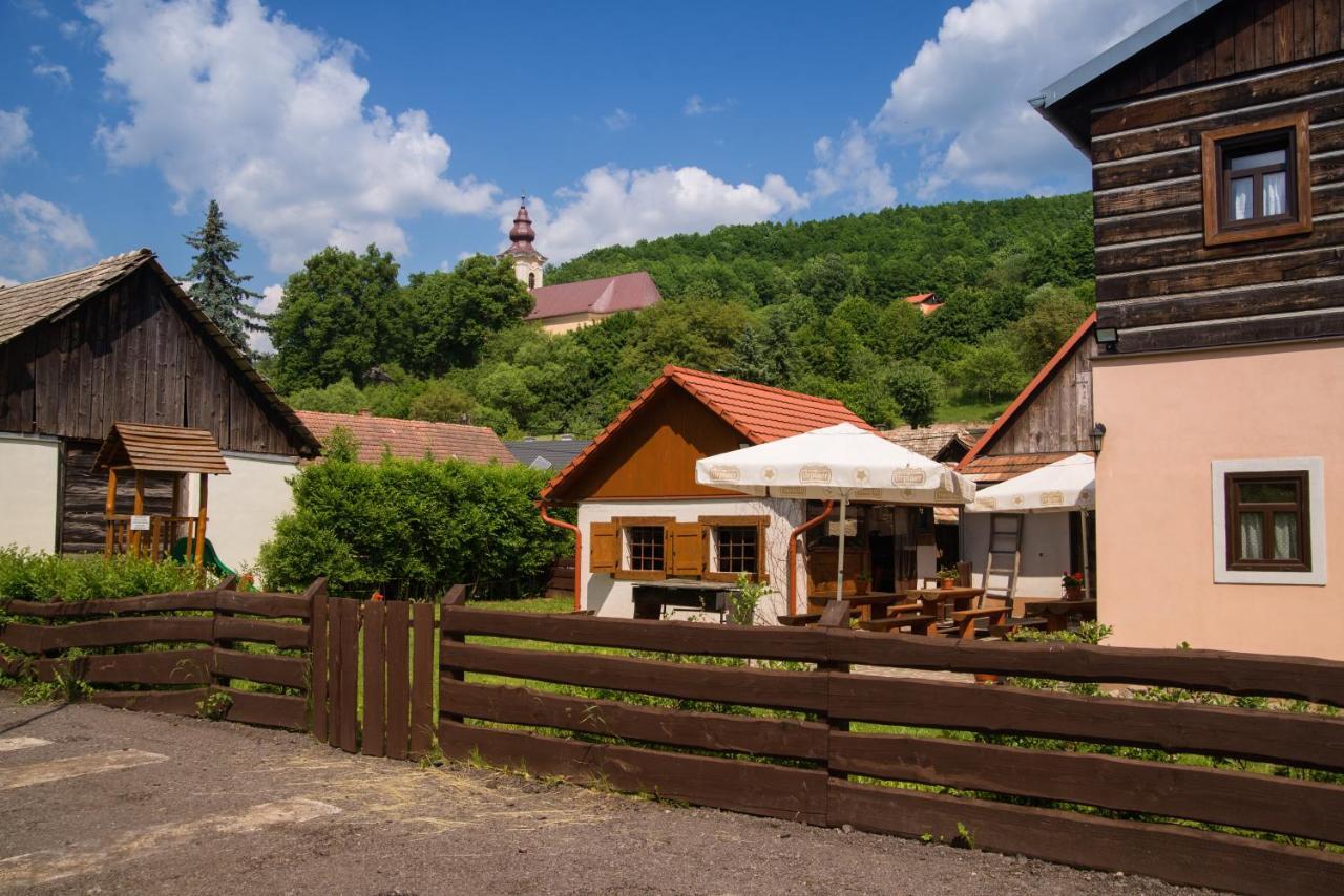 Penzion Stary Hostinec Banská Štiavnica Esterno foto