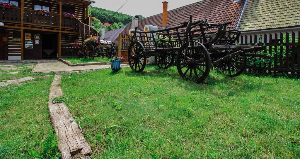 Penzion Stary Hostinec Banská Štiavnica Esterno foto
